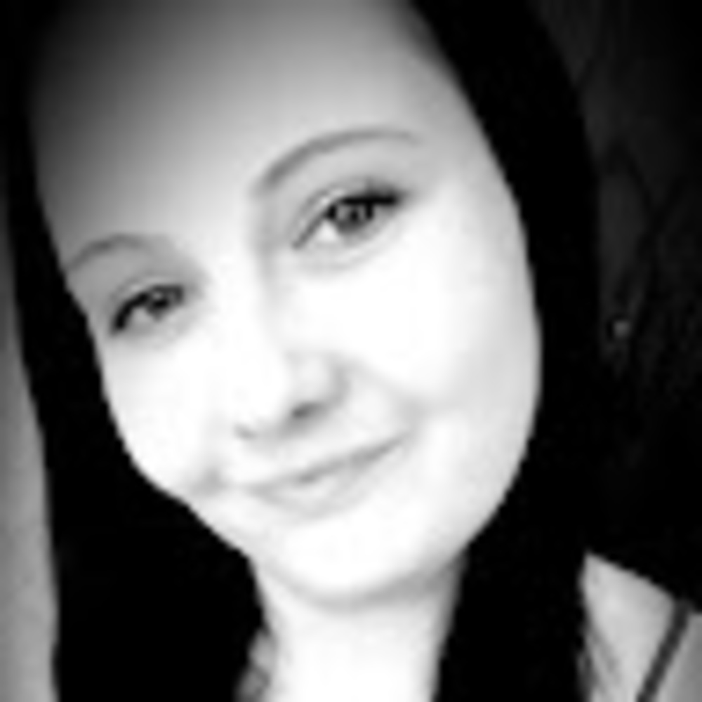 Meet your Posher, Lauralee larose